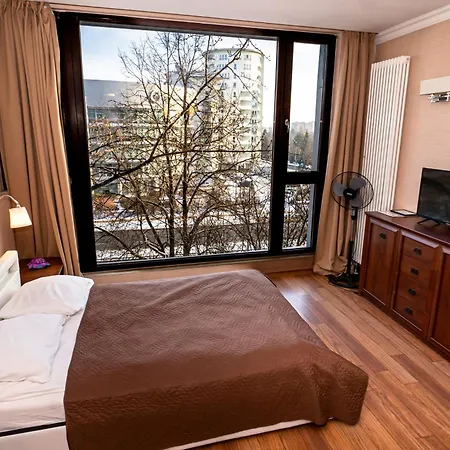 Triton In Appartement *